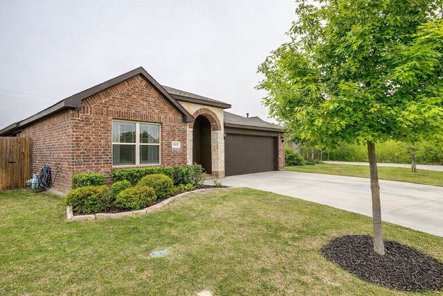 1004 Fairfax Drive, Godley, TX 76044