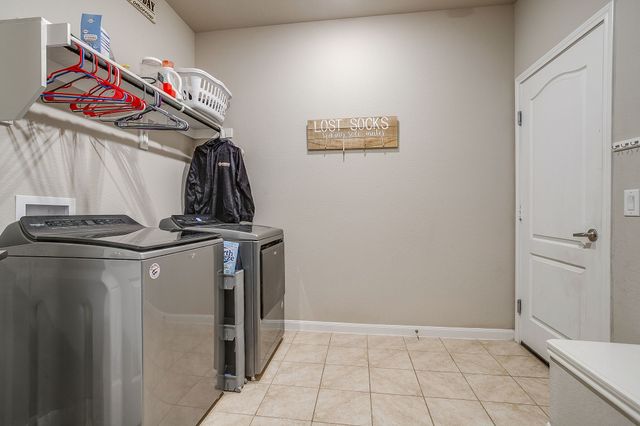 1004 Fairfax Drive, Godley, TX 76044