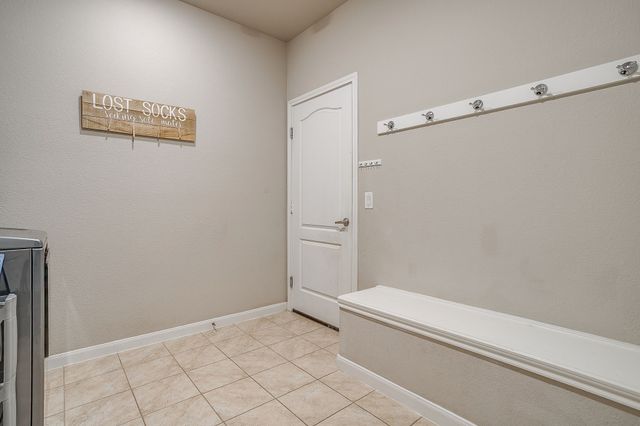 1004 Fairfax Drive, Godley, TX 76044