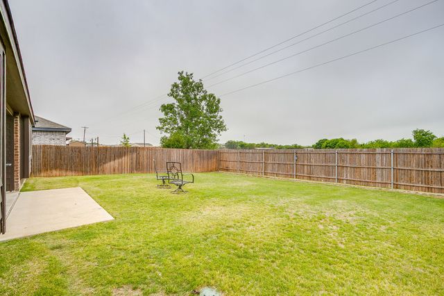 1004 Fairfax Drive, Godley, TX 76044