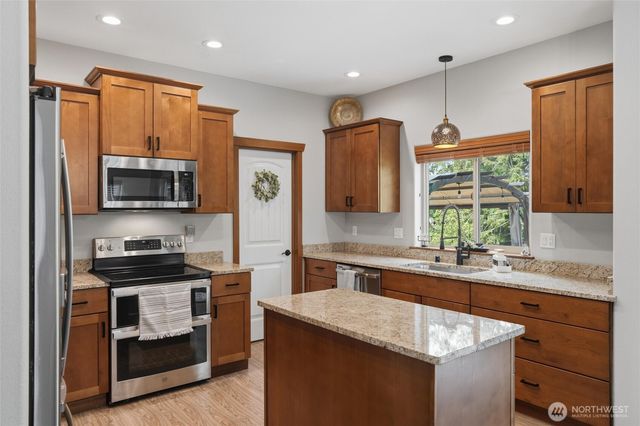 5124 NW Cannon Circle, Silverdale, WA 98383