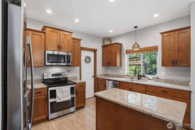 5124 NW Cannon Circle, Silverdale, WA 98383