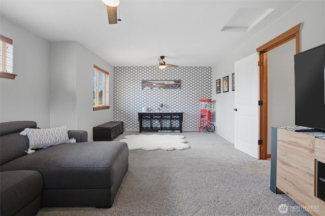 5124 NW Cannon Circle, Silverdale, WA 98383