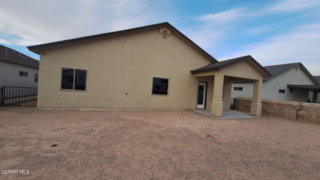 13676 LAGO VISTA Avenue, Horizon City, TX 79928