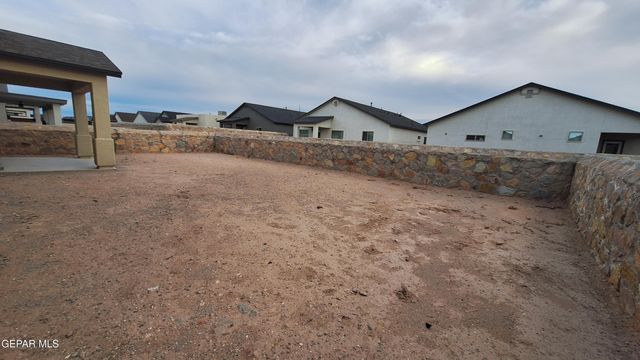 13676 LAGO VISTA Avenue, Horizon City, TX 79928