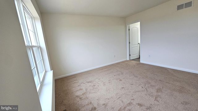231 DOYLESTOWN RD, Smyrna, DE 19977