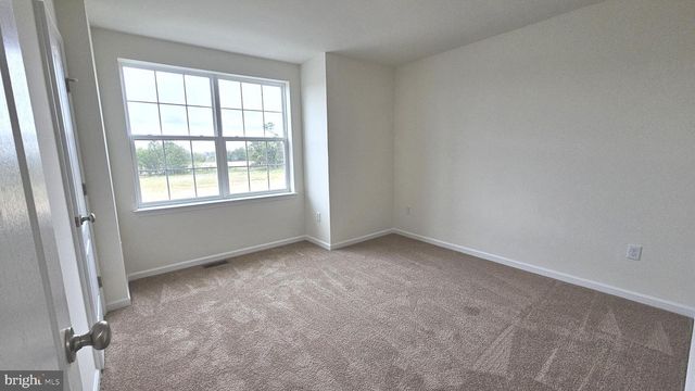 231 DOYLESTOWN RD, Smyrna, DE 19977