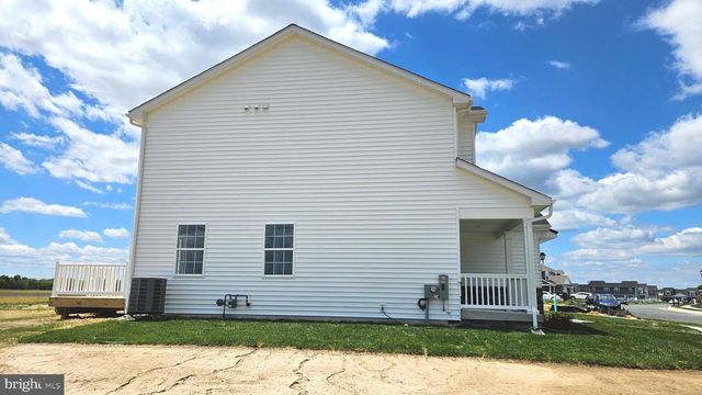 231 DOYLESTOWN RD, Smyrna, DE 19977