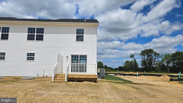 231 DOYLESTOWN RD, Smyrna, DE 19977