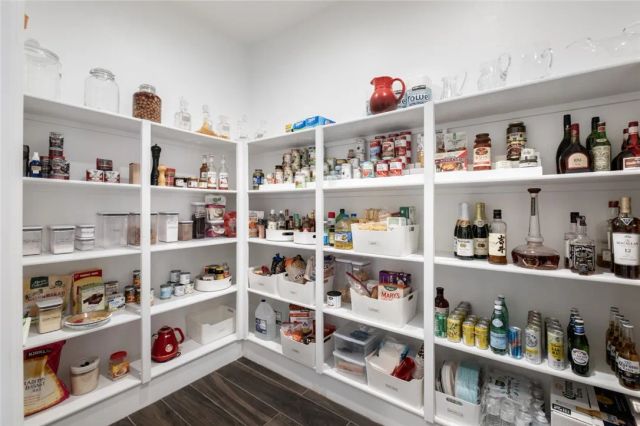 11003 Sweetwater Court, Chatsworth, CA 91311