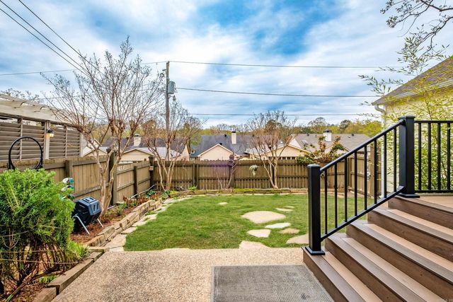 15 Carrollton Court, Little Rock, AR 72211