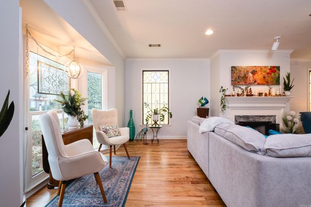 15 Carrollton Court, Little Rock, AR 72211