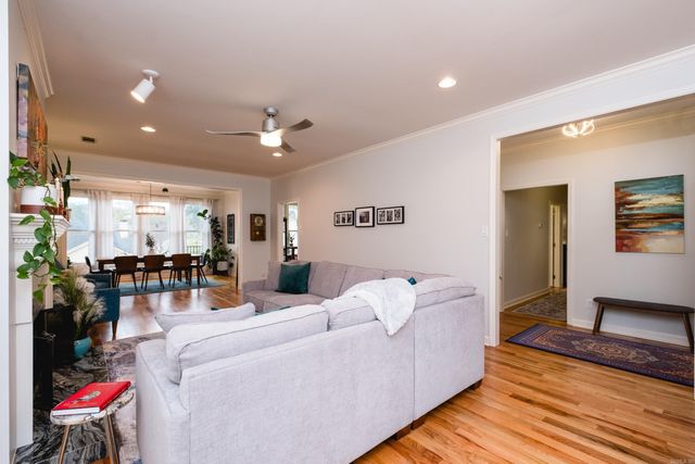 15 Carrollton Court, Little Rock, AR 72211