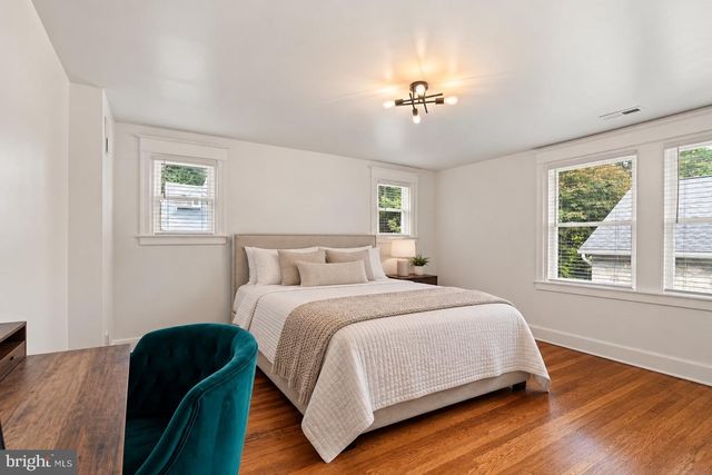 33 ROSEDALE RD, Wynnewood, PA 19096