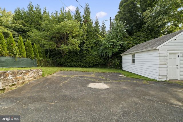 33 ROSEDALE RD, Wynnewood, PA 19096