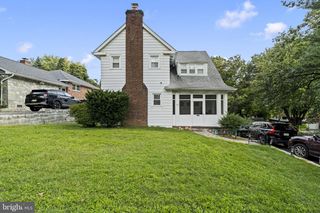 33 ROSEDALE RD, Wynnewood, PA 19096
