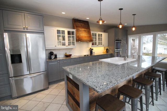 335 FREED RD, Harleysville, PA 19438