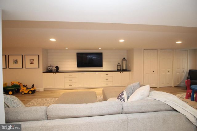 335 FREED RD, Harleysville, PA 19438