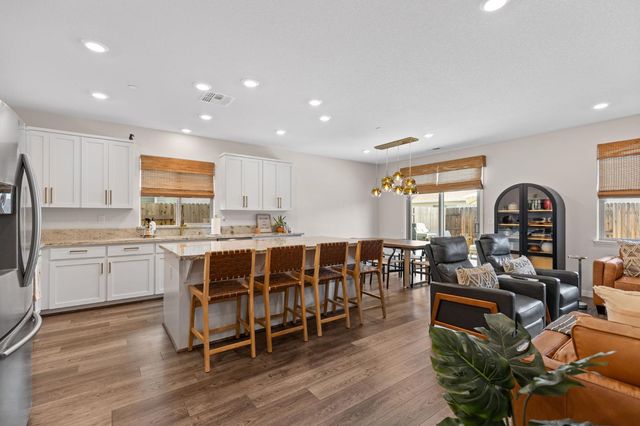 5665 Seedling Way, Marysville, CA 95901