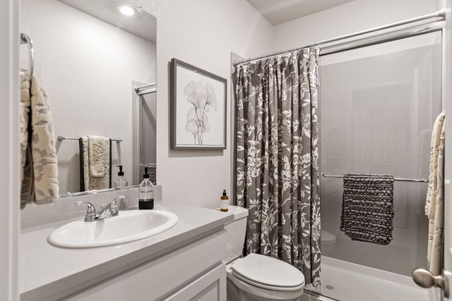 5665 Seedling Way, Marysville, CA 95901