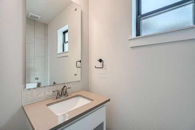 9103 Cattle Baron PATH, Austin, TX 78747