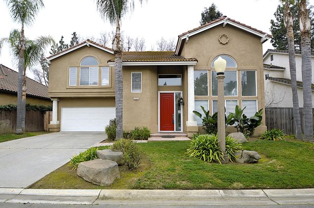 2549 E Jenny Avenue, Fresno, CA 93720