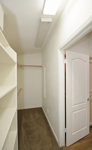 2549 E Jenny Avenue, Fresno, CA 93720