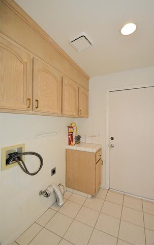 2549 E Jenny Avenue, Fresno, CA 93720