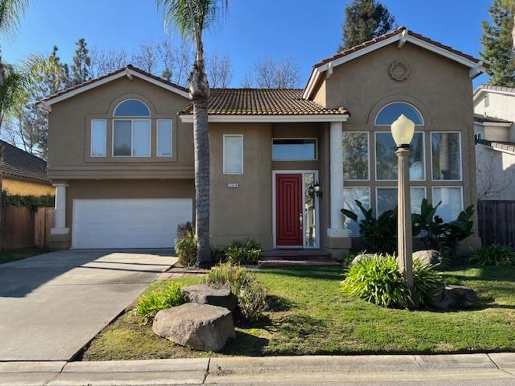 2549 E Jenny Avenue, Fresno, CA 93720