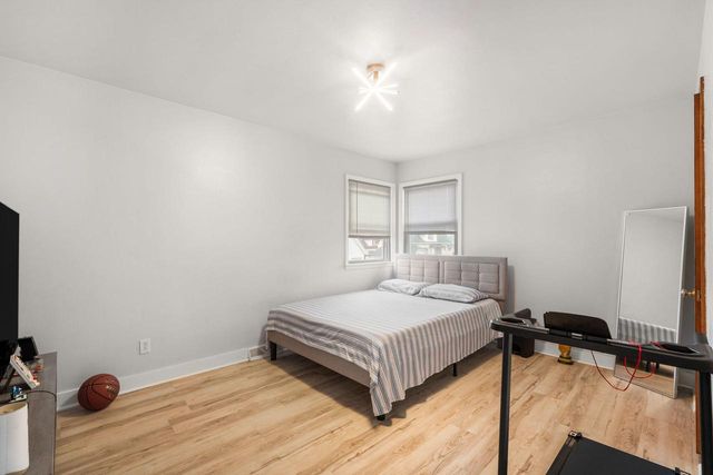 1334 Manitoba AVENUE, South Milwaukee, WI 53172
