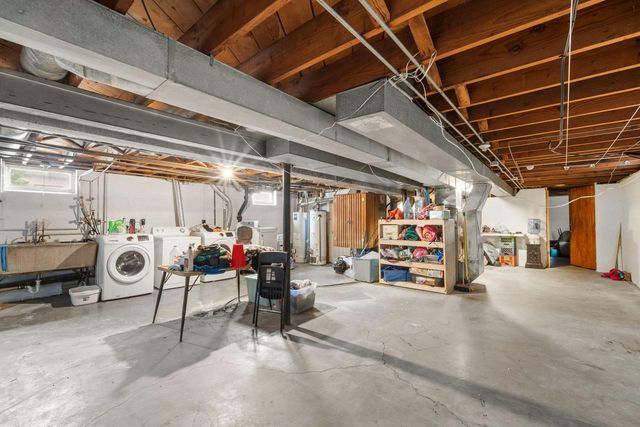 1334 Manitoba AVENUE, South Milwaukee, WI 53172