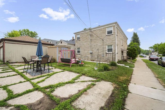 1334 Manitoba AVENUE, South Milwaukee, WI 53172