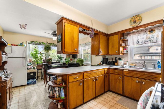 1334 Manitoba AVENUE, South Milwaukee, WI 53172