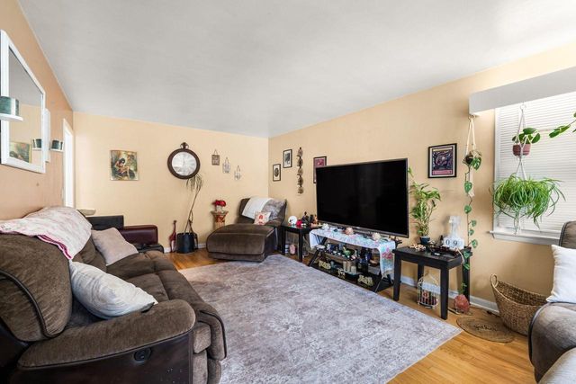 1334 Manitoba AVENUE, South Milwaukee, WI 53172