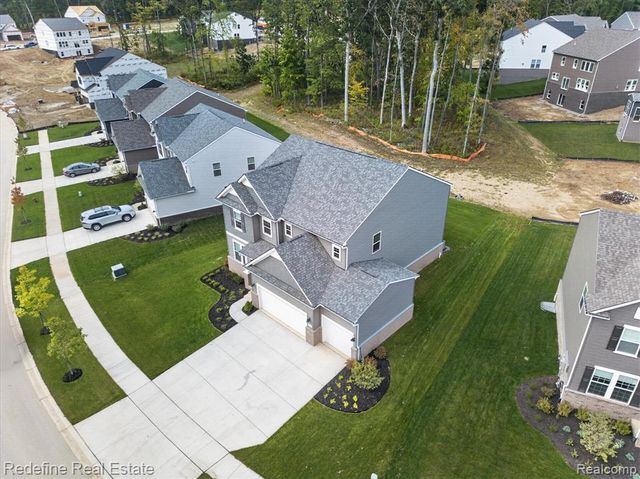 59564 Schuss Gully Drive, New Hudson, MI 48165