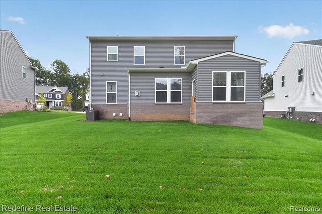 59564 Schuss Gully Drive, New Hudson, MI 48165