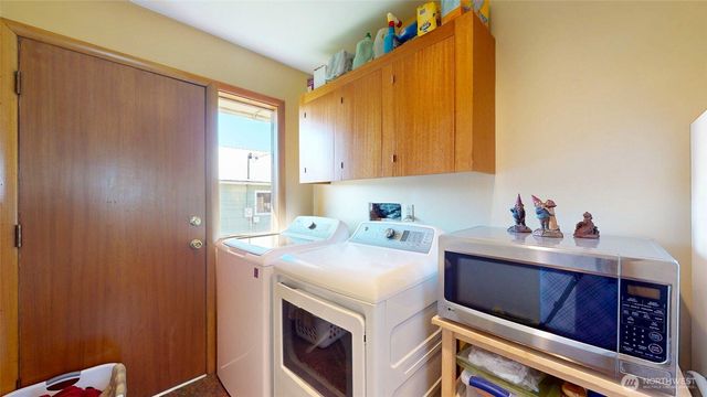 644 Dewberry Avenue E, Omak, WA 98841