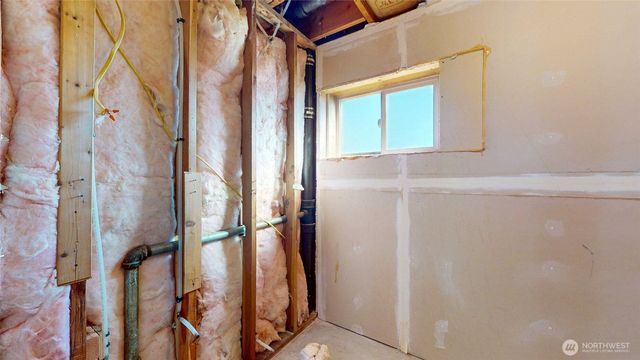 644 Dewberry Avenue E, Omak, WA 98841