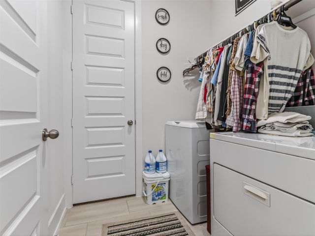 15603 Roscobie Park Drive, Humble, TX 77346