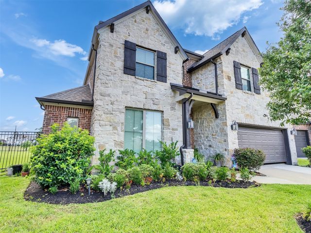 15603 Roscobie Park Drive, Humble, TX 77346