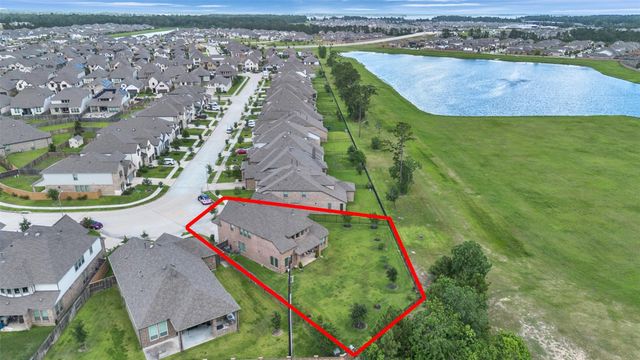 15603 Roscobie Park Drive, Humble, TX 77346