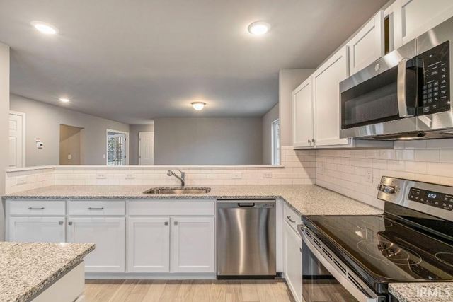 3409 Falling Oak Drive, Mishawaka, IN 46544