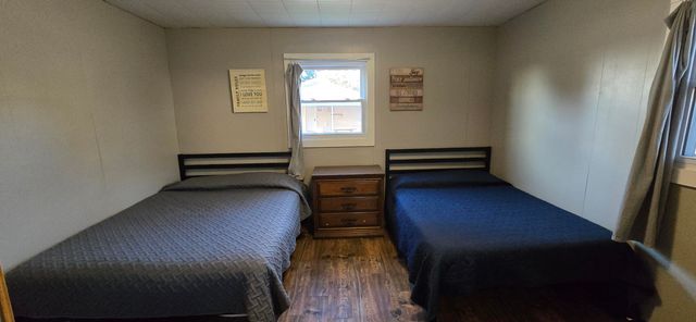 26328 County Road 322, Pittsburg, MO 65724