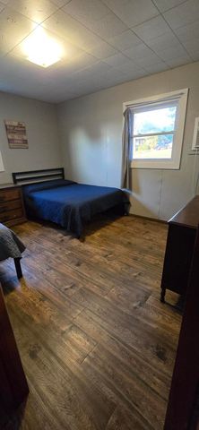 26328 County Road 322, Pittsburg, MO 65724