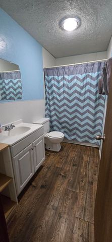 26328 County Road 322, Pittsburg, MO 65724