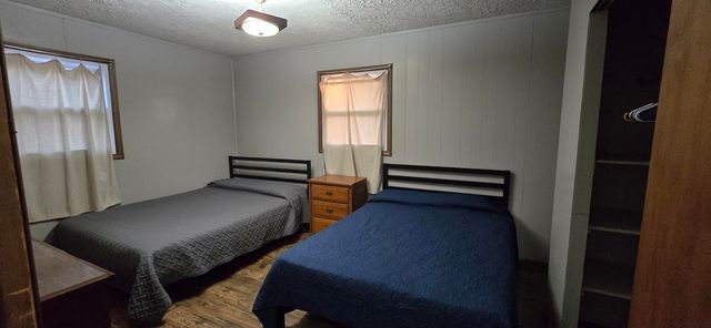 26328 County Road 322, Pittsburg, MO 65724