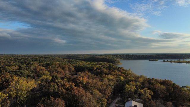 26328 County Road 322, Pittsburg, MO 65724