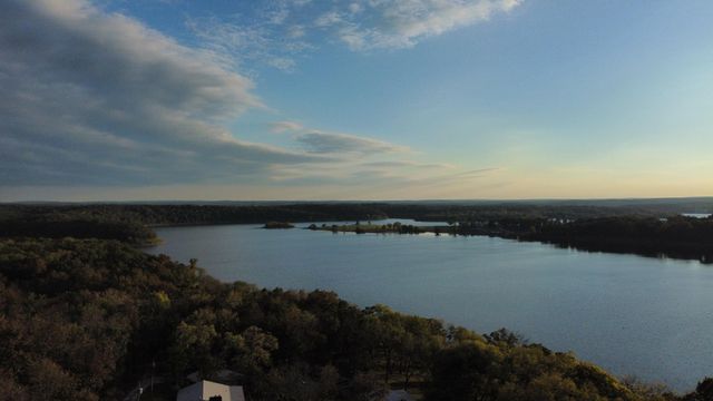 26328 County Road 322, Pittsburg, MO 65724