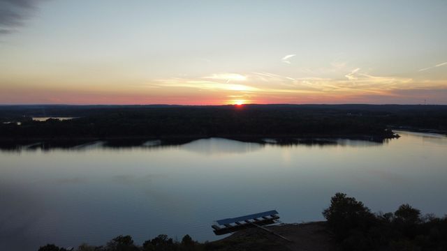 26328 County Road 322, Pittsburg, MO 65724