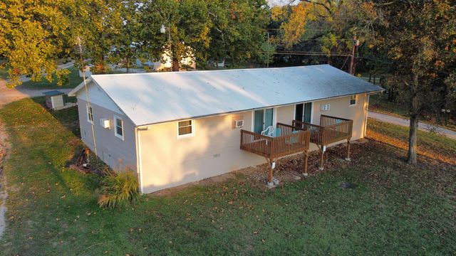 26328 County Road 322, Pittsburg, MO 65724